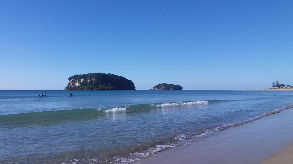 Surf N Stay Whangamata Exterior foto